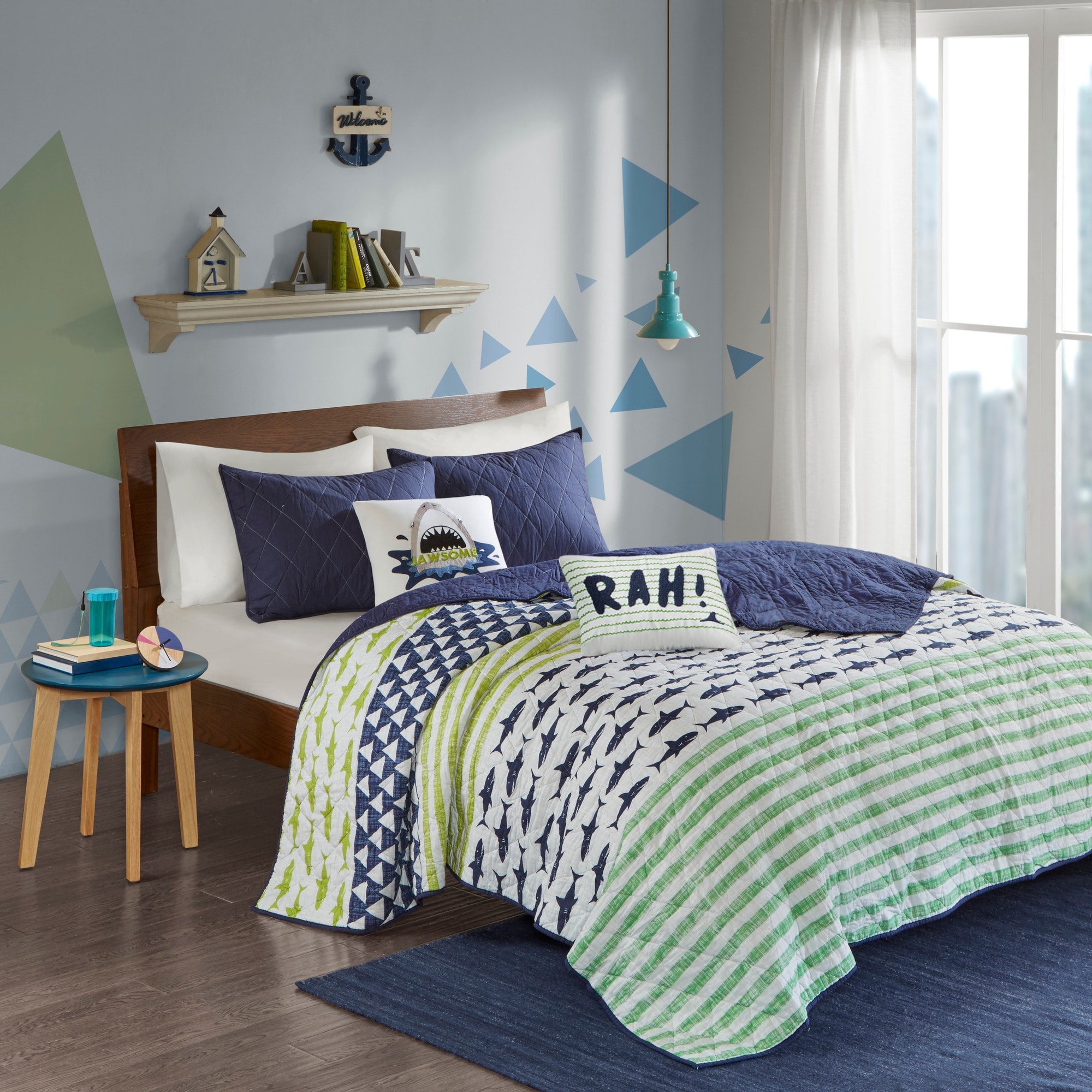 Kids best sale coverlet set