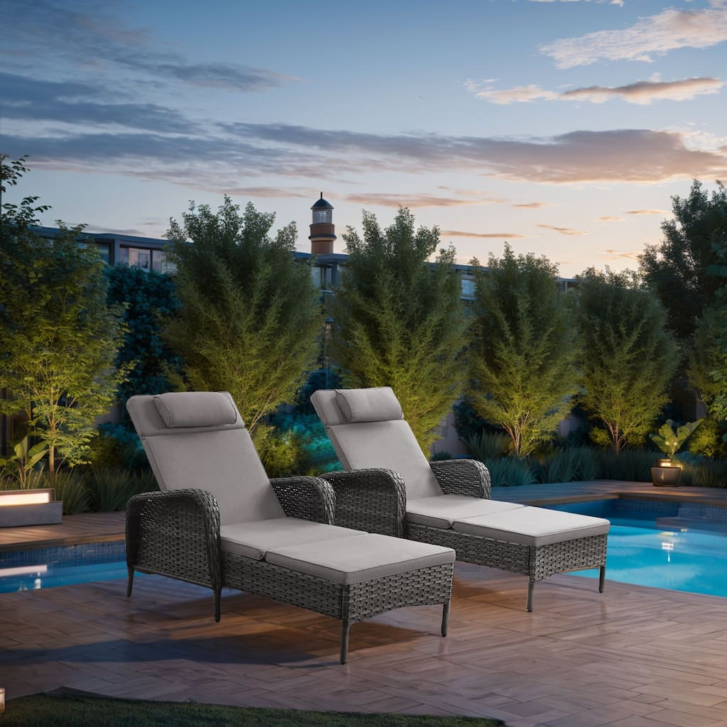Outdoor PE Wicker Chaise Lounge Grey Rattan