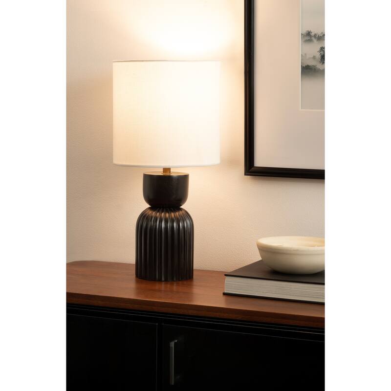 Kate and Laurel Marley Table Lamp - 8x8x17