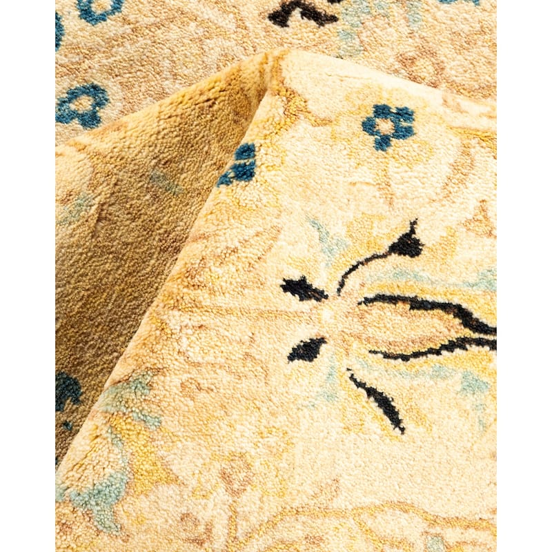 Overton Handknotted Wool Traditional Oriental Ivory Area Rug - 3' x 5'