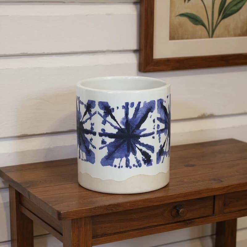 HomeRoots Set of Two White And Blue Ceramic 5 Ounce Abstract Round Pot Planters - 5.50 in. x 6.00 in. x 5.50 in. - White/Blue - 5.50 in. x 6.00 in.  x 5.50 in.