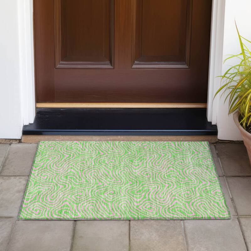 Machine Washable Indoor/ Outdoor Modern Trance Chantille Rug