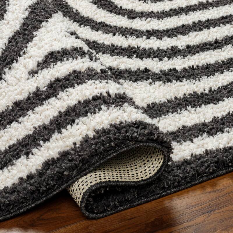 Livabliss Birmingham Archway Plush Area Rug