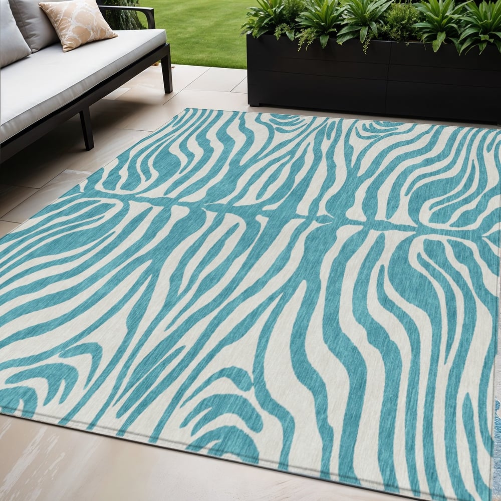 HomeRoots Animal Print Transitional Rectangle Outdoor Rug
