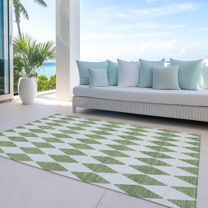 Machine Washable Indoor/ Outdoor Chantille Diamond Argyle Rug