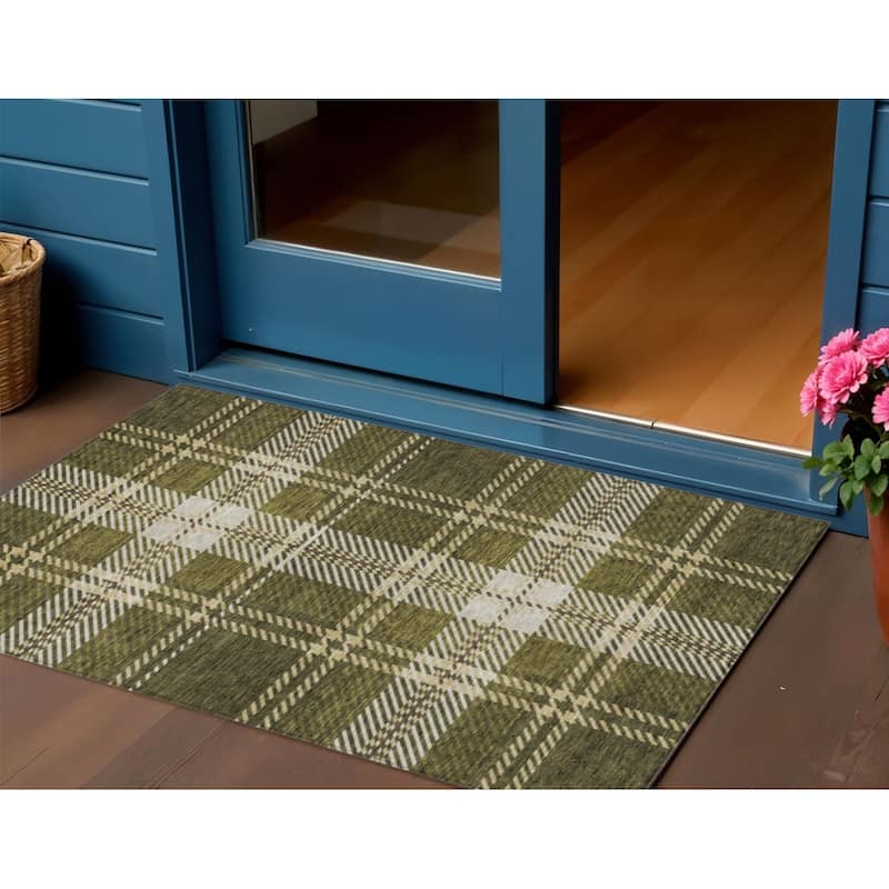 HomeRoots Plaid Transitional Rectangle Outdoor Rug - 3' x 5'