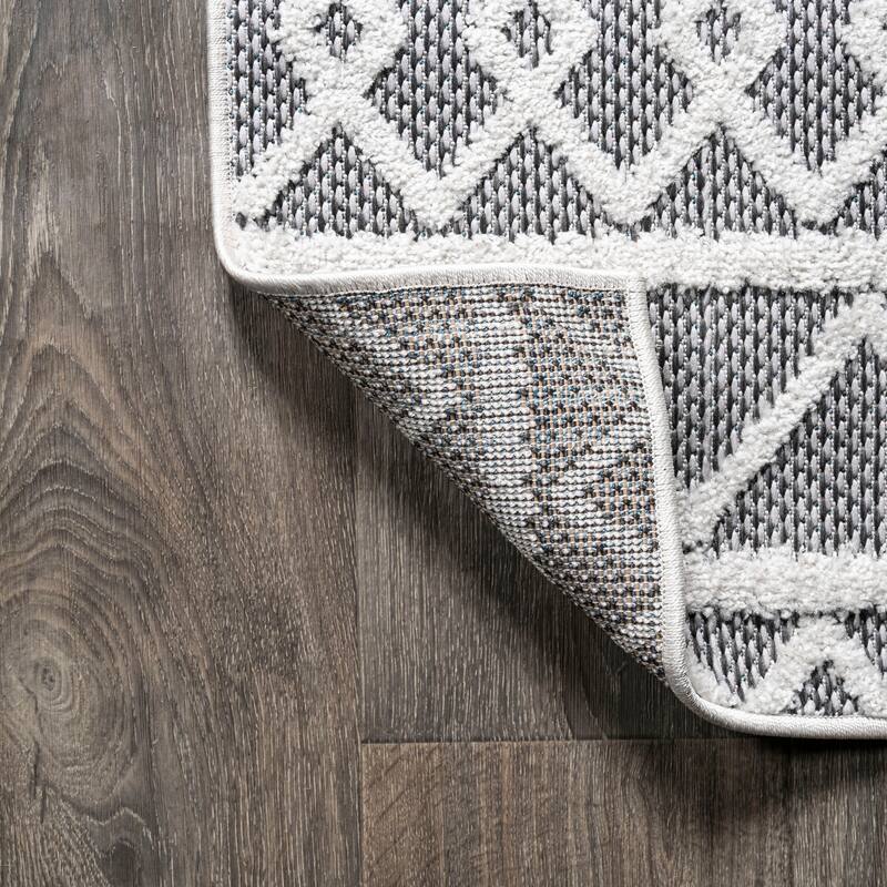JONATHAN Y Ararat High-Low Pile Knotted Trellis Geometric Indoor/Outdoor Area Rug