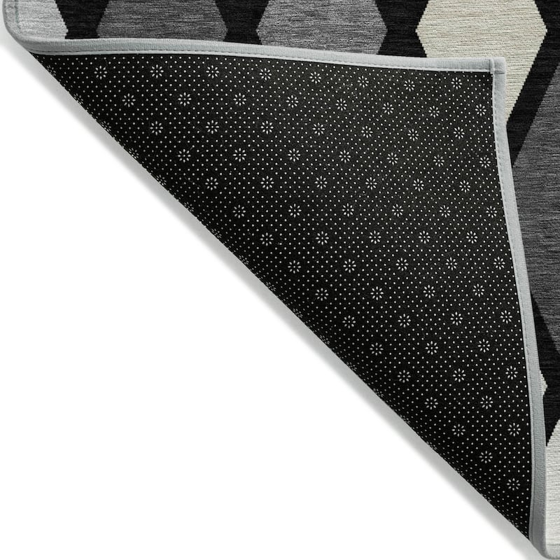 Machine Washable Indoor/ Outdoor Chantille Diamond Prism Rug