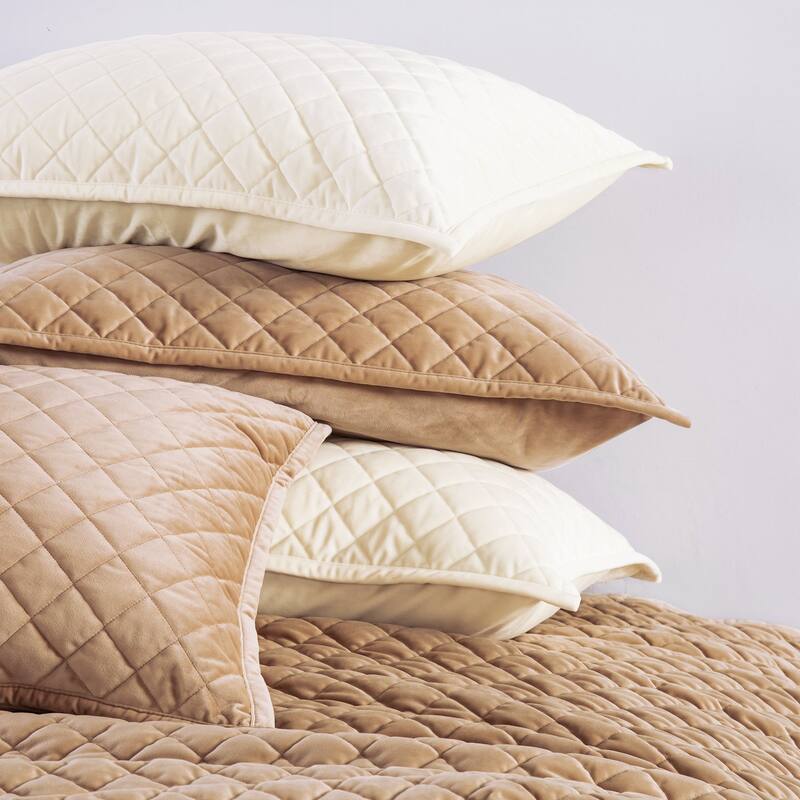 HiEnd Accents Velvet Diamond 3 Piece Quilt Set with Pillow Shams