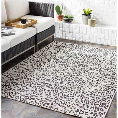 Livabliss Rowdie Indoor/ Outdoor Leopard Print Area Rug