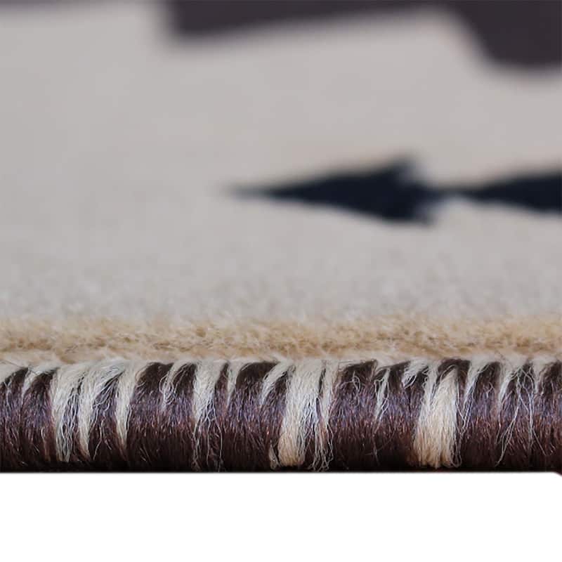 Traditional Southwestern Style Olefin Fiber Geometric Area Rug