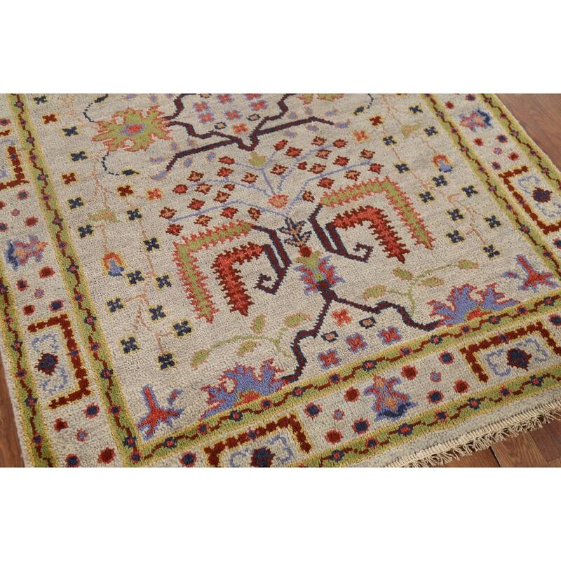 Lilian Oriental Area Rug Hand-Knotted Wool Carpet - 4'0"x 5'11"