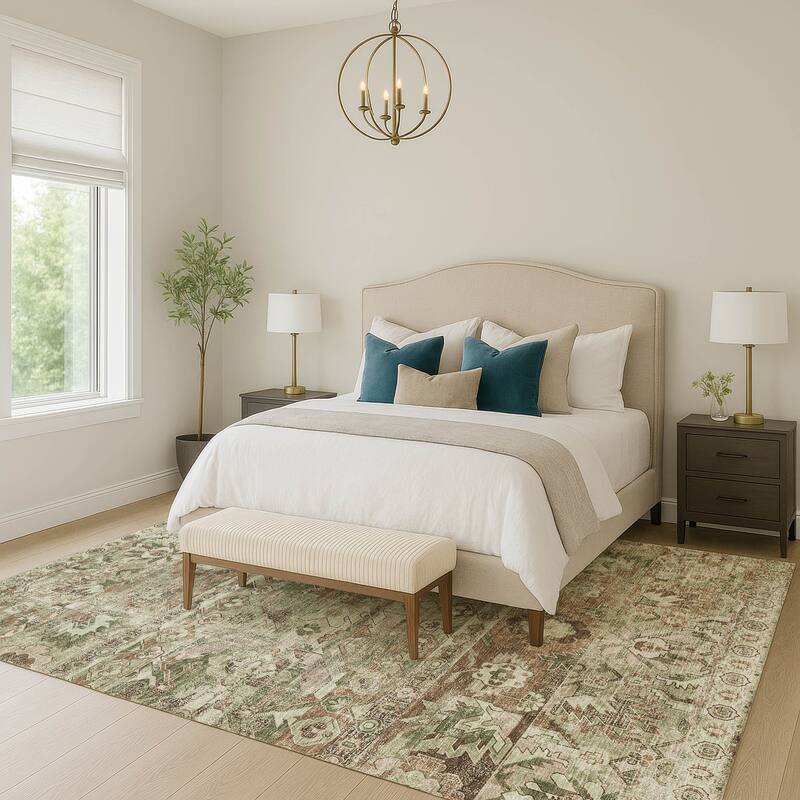 Machine Washable Indoor/ Outdoor Traditional Hudson Chantille Rug