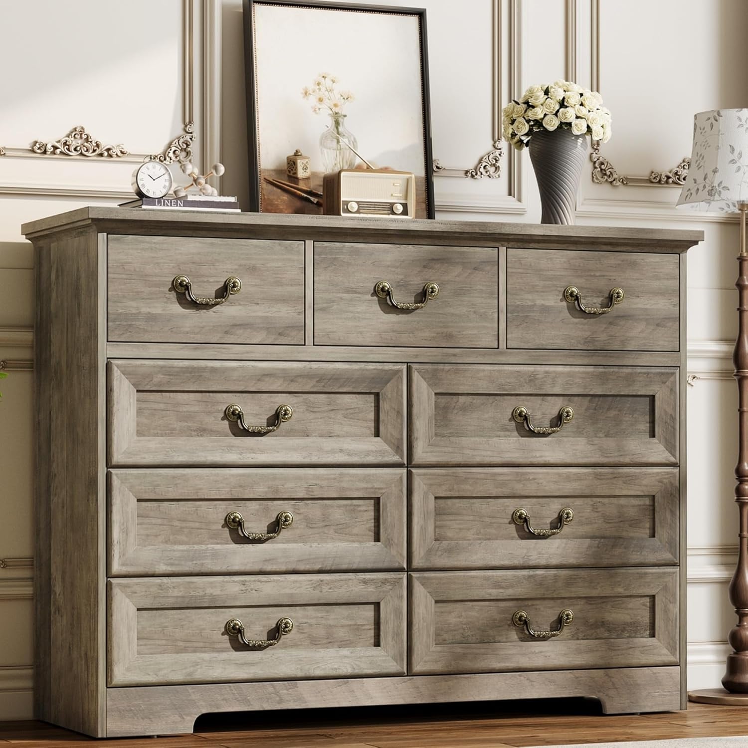 Retro 9-Drawer Dresser, 47.2" Wide Wooden Storage Chest with Metal Handles for Living Room