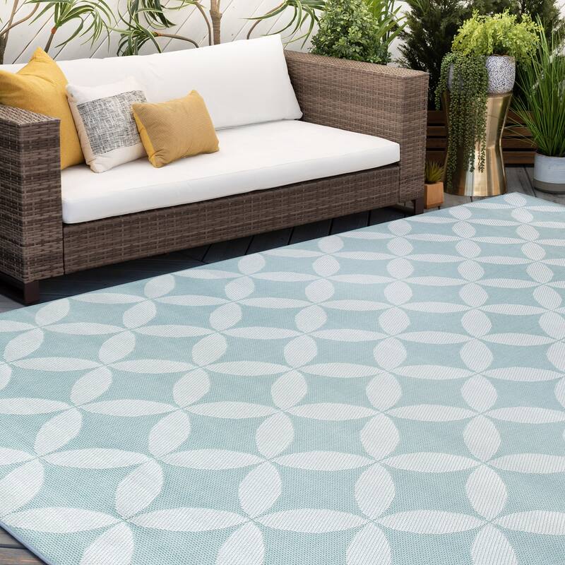 Vision Modern & Contemporary Geometric Indoor/Outdoor Area Rug - 5' x 6'11'' - Aqua/White