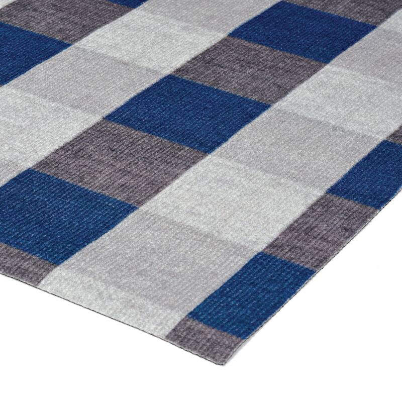 Foss Floors 6X8 Checked Indoor/Outdoor Area Rug W/TPR