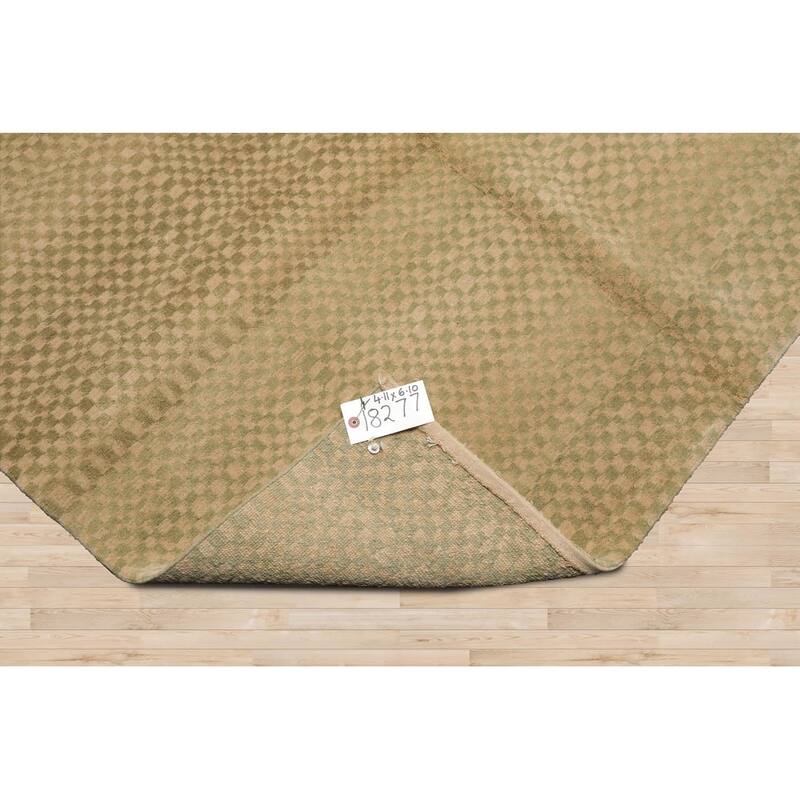 Hand Knotted Beige, Sage Tibetan 100% Wool Modern Oriental Area Rug - 4' 11'' x 6' 10''