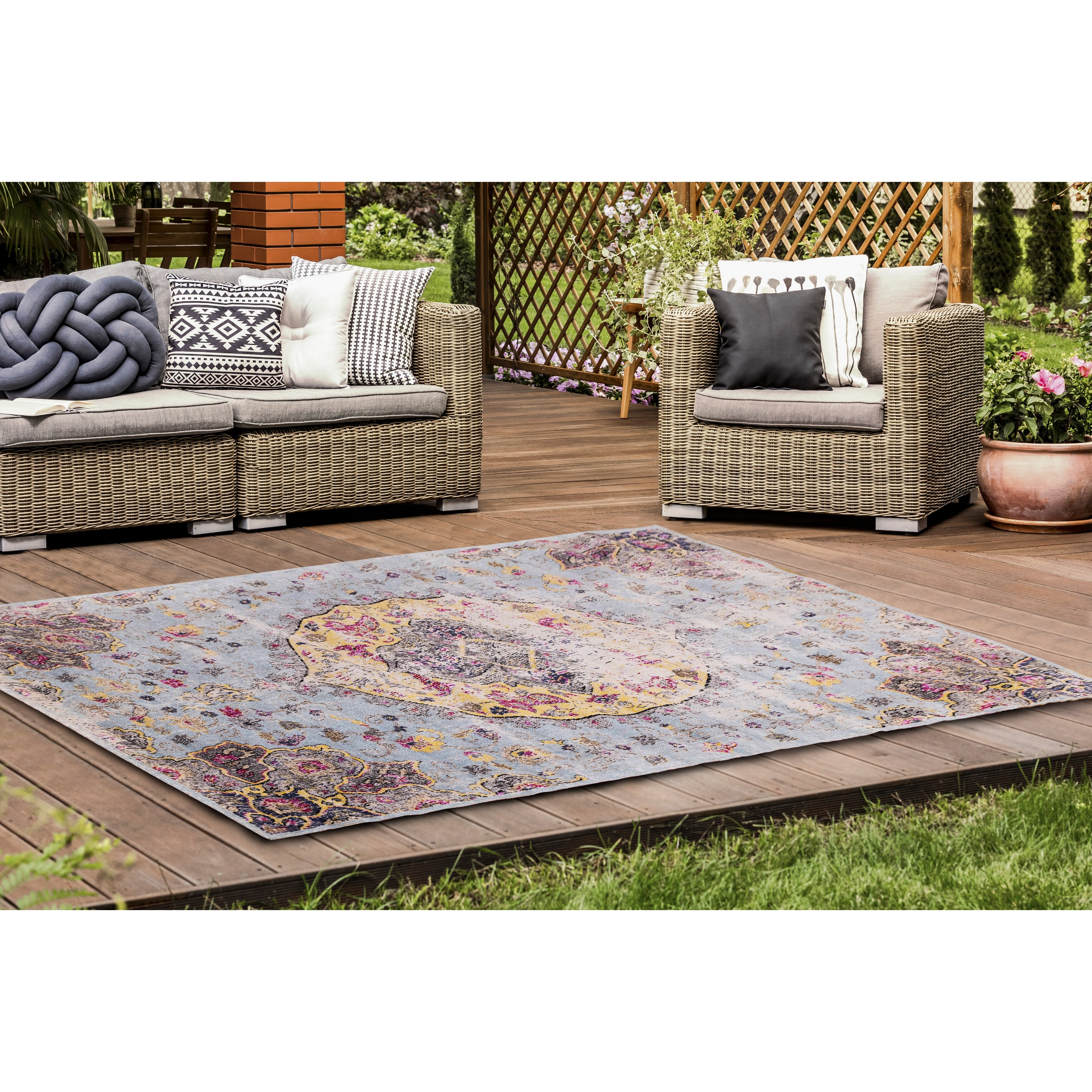 Spring Collection - Blue/Yellow Vintage Medallion Indoor/Outdoor