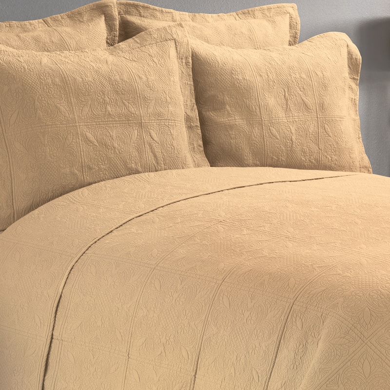 Cornsilk King Matelasse Quilt