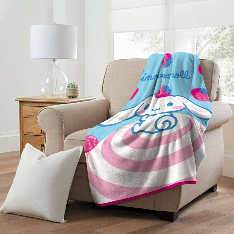Cinnamoroll Strawberry Bun Micro Raschel Throw Blanket