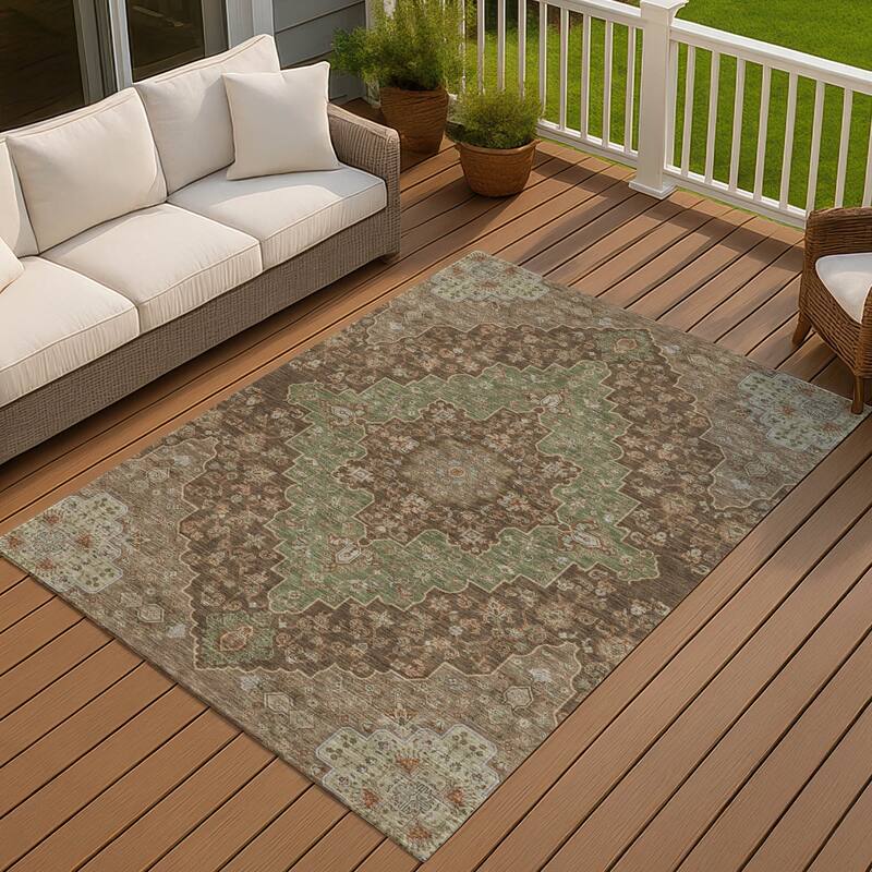 Machine Washable Indoor/ Outdoor Traditional Karachy Chantille Rug