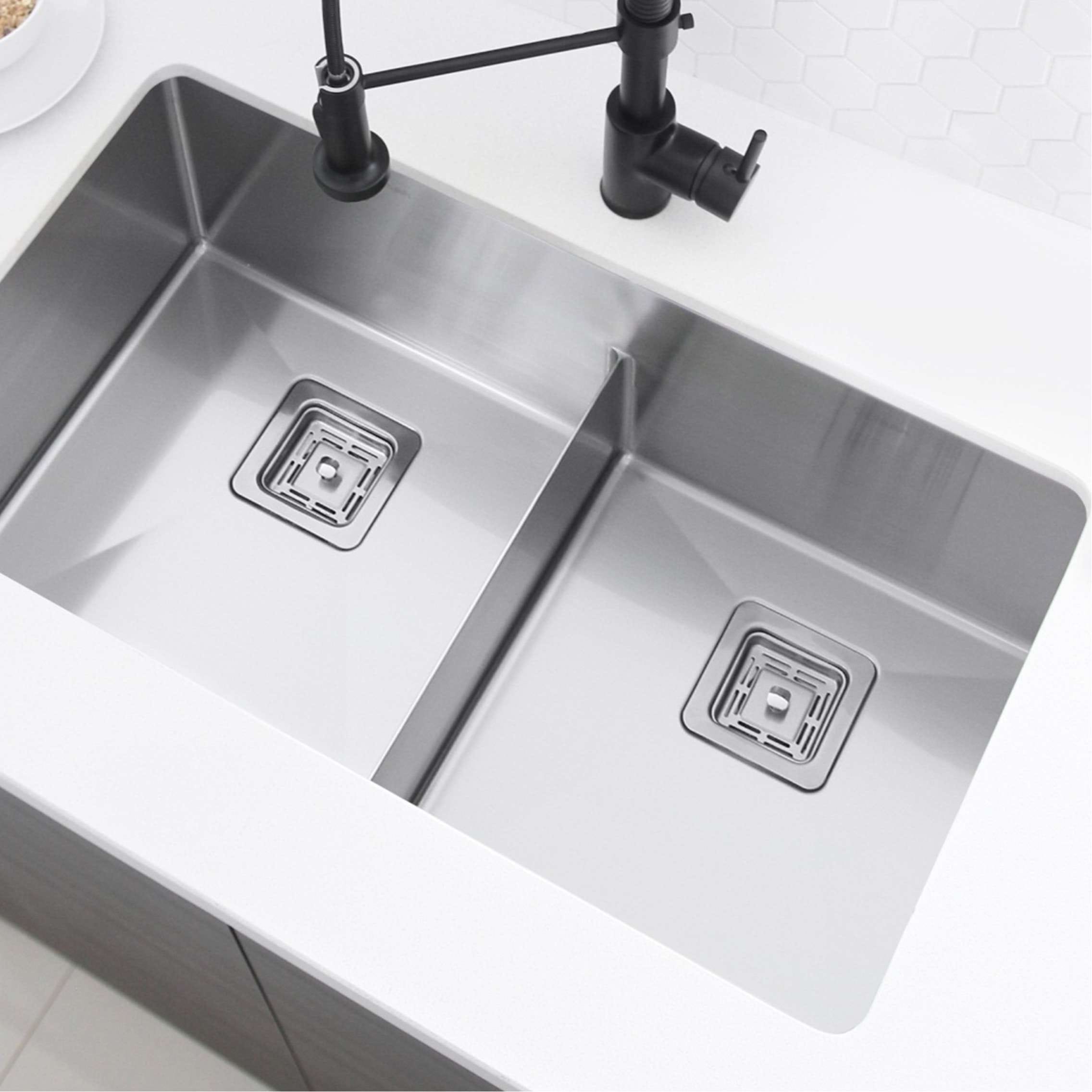 STYLISH 3.5 Inch Square Kitchen Sink Strainer with Removable Basket Fits Standard 3.5 drain Opening. Bed Bath Beyond 33345318