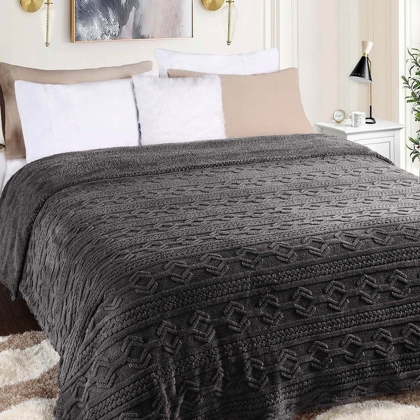 Superior Arctic Boho Jacquard Plush Fluffy Fleece Blanket Superior Arctic Boho Jacquard Plush Fluffy Fleece Blanket