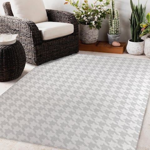 HOUNDSTOOTH GREY Outdoor Rug By Kavka Designs