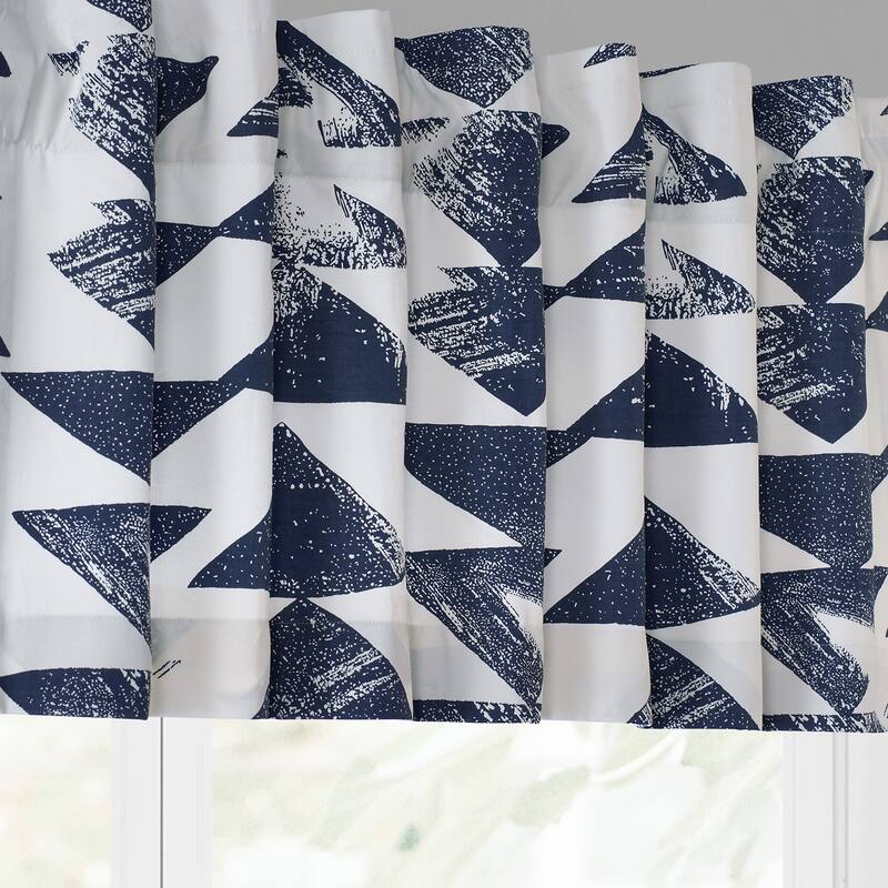 Exclusive Fabrics Triad Printed Cotton Window Valance - 50 X 19