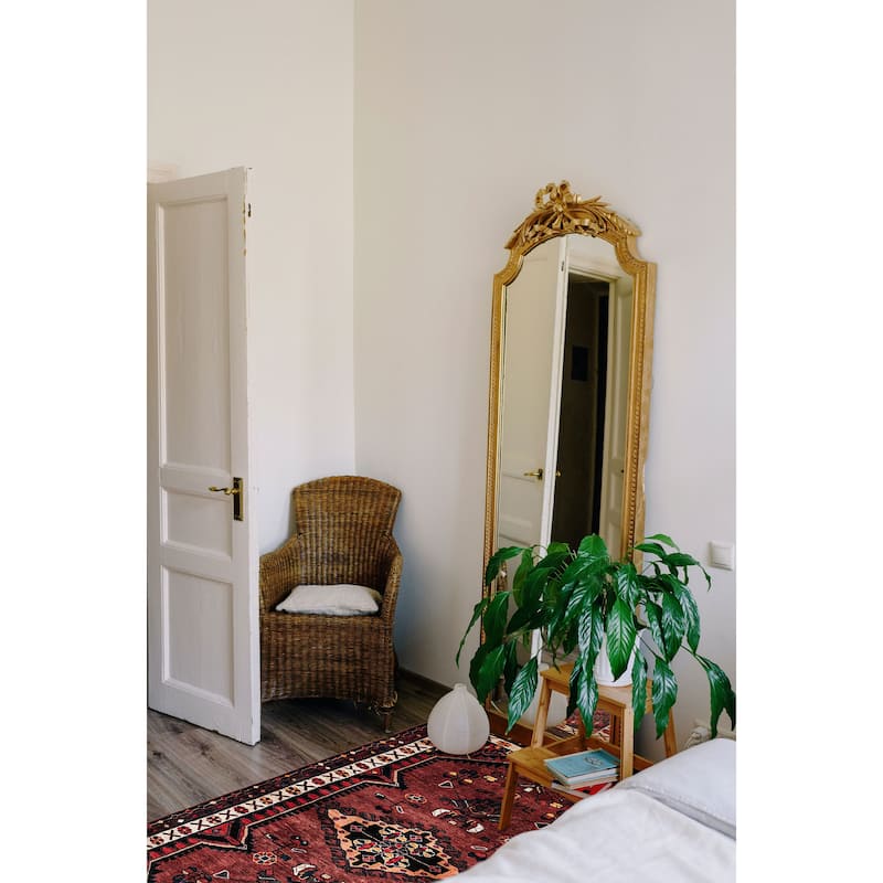 ECARPETGALLERY Hand-knotted Konya Anatolian Red Wool Rug - 4'4 x 7'6