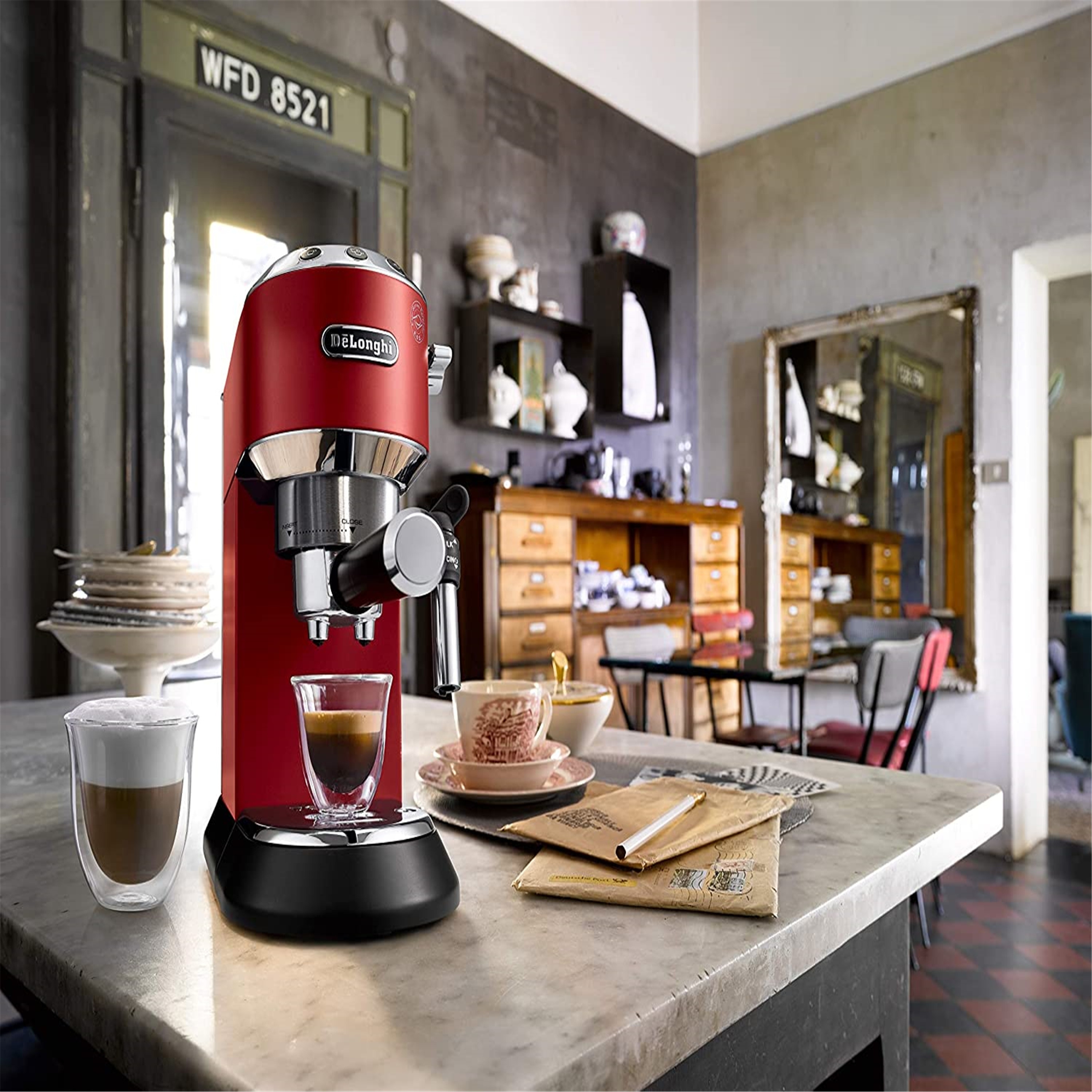 Delonghi dedica 15 bar top espresso and cappuccino maker