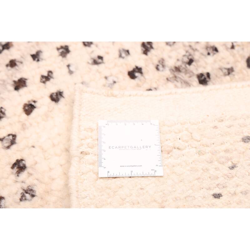 ECARPETGALLERY Hand-knotted Looma Ivory Wool Rug - 8'0 x 10'3