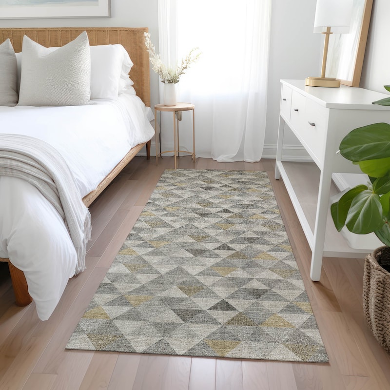Machine Washable Indoor/ Outdoor Chantille Contemporary Mosaic Rug - Taupe - 2'3" x 7'6"