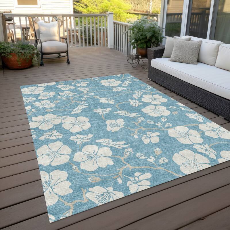 Machine Washable Indoor/ Outdoor Calm Floral Chantille Rug