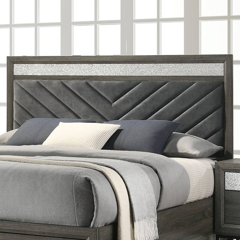Furniture of America Heinisk Contemporary Grey 3-Piece Platform Bedroom Set