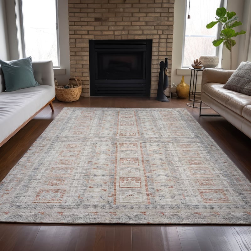 Machine Washable Indoor/Outdoor Global Traditional Chantille Rug