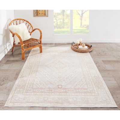 Momeni Isabella Polyester Traditional Geometric Area Rug