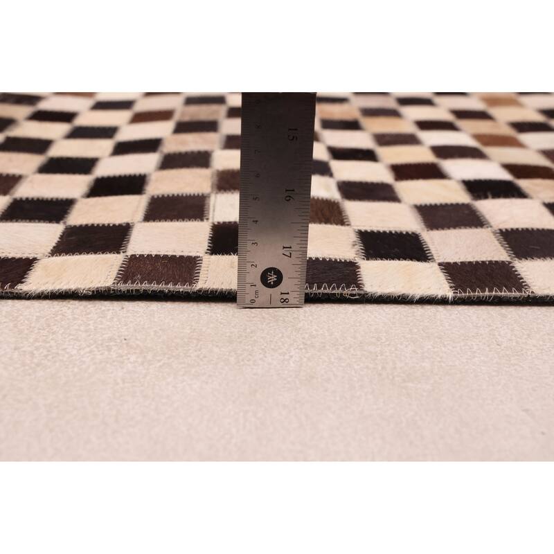 ECARPETGALLERY Handmade Cowhide Patchwork Dark Brown Leather Rug - 6'2 x 6'2