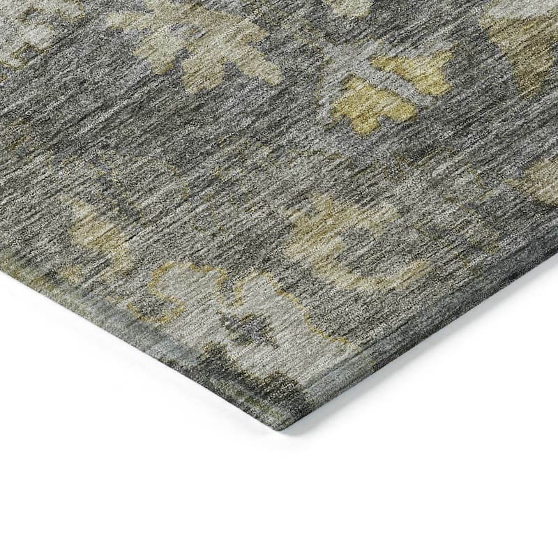 Machine Washable Indoor/ Outdoor Vintage Traditional Chantille Rug