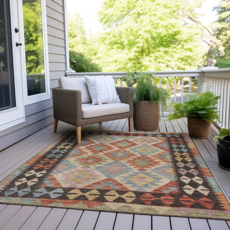 Machine Washable Indoor/ Outdoor Boho Global Chantille Rug