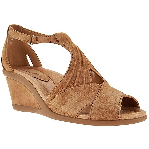 earth curvet wedge sandal