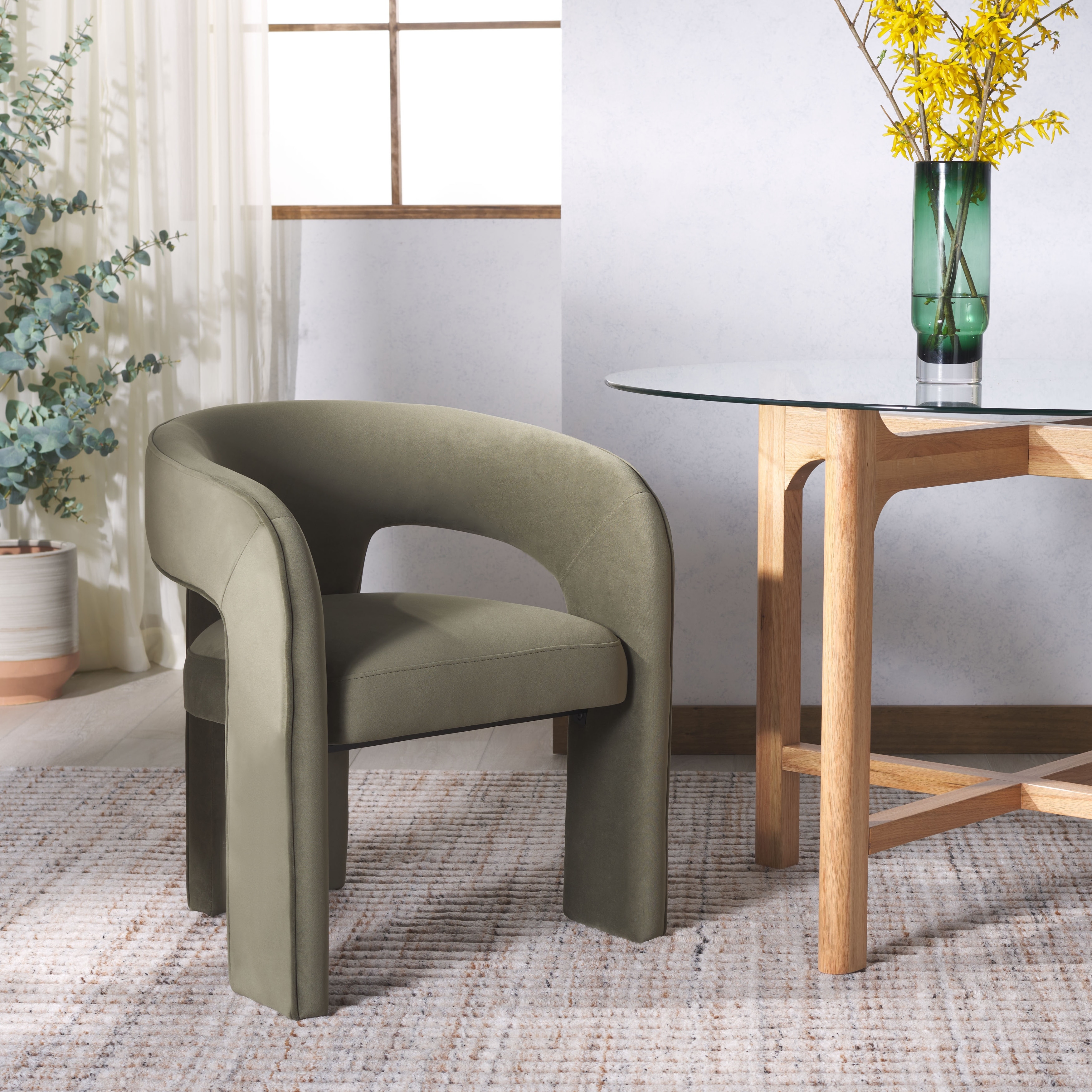 SAFAVIEH Couture Catharia 3-Leg Dining Chair - Elegant Design
