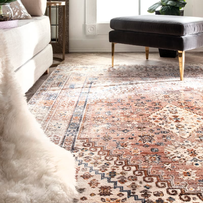Nuloom Farley Medallion Fringe Area Rug