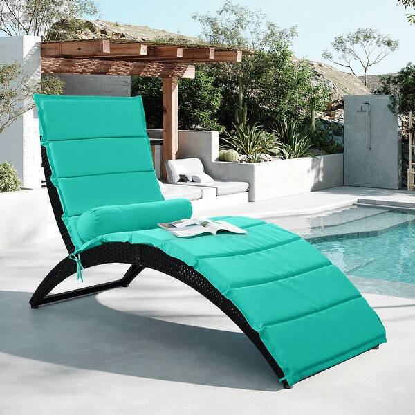 65'' Streamlined Rattan Foldable Chaise Lounger Chair Patio Wicker