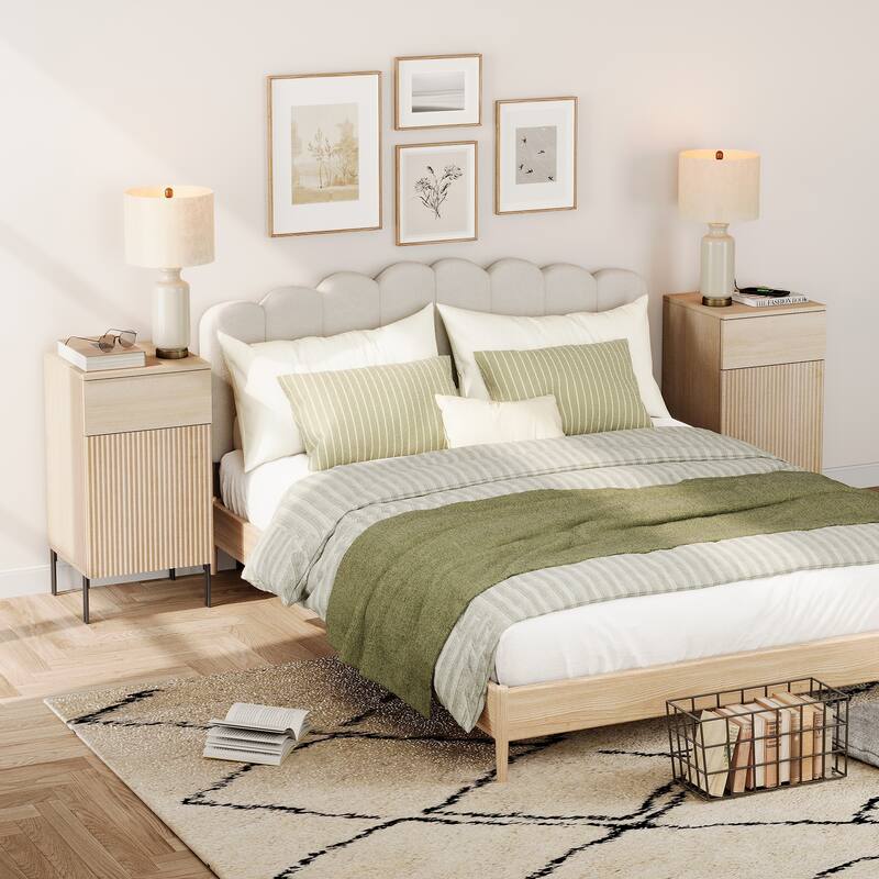 Modern Minimalist Nightstand Set Of 2 With Built-In Outlets, Reed Pattern Design