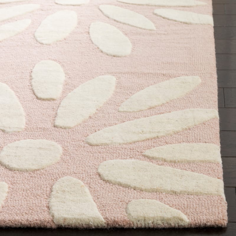 SAFAVIEH Handmade SAFAVIEH Kids Fleurette & Tween Wool Rug