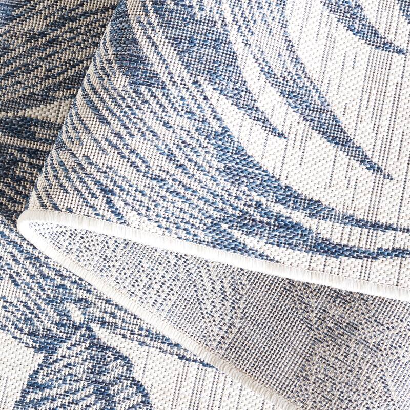 SAFAVIEH Courtyard Arusyak Transitional Indoor/Outdoor Rug