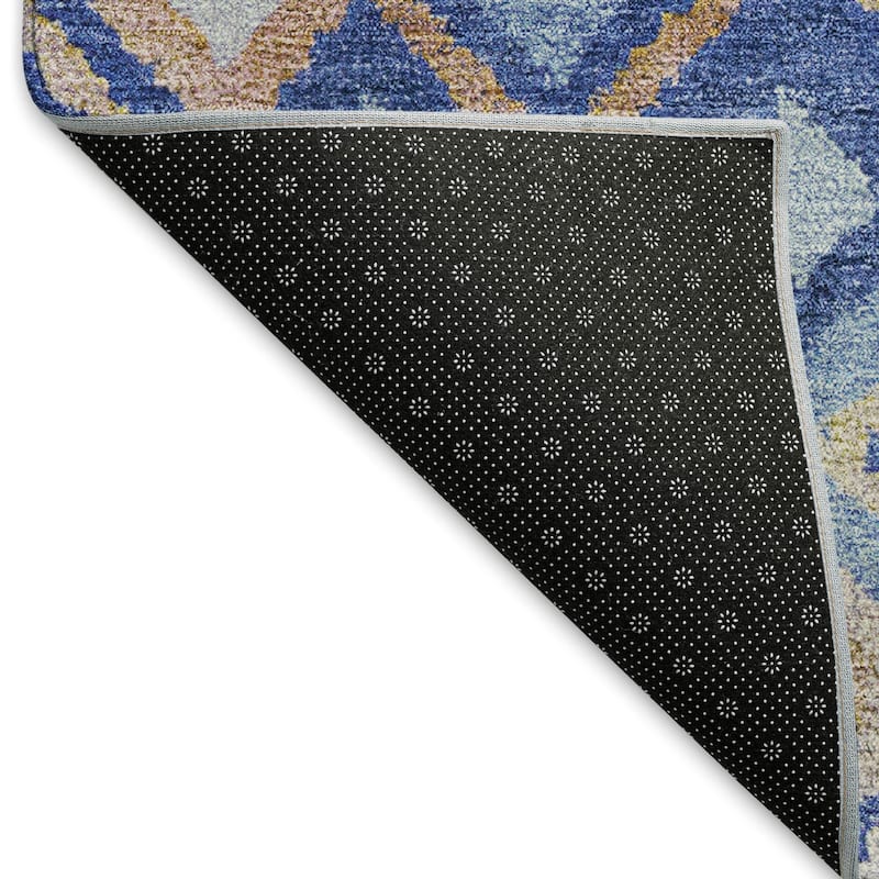 Machine Washable Indoor/ Outdoor Boho Moroccan Chantille Rug