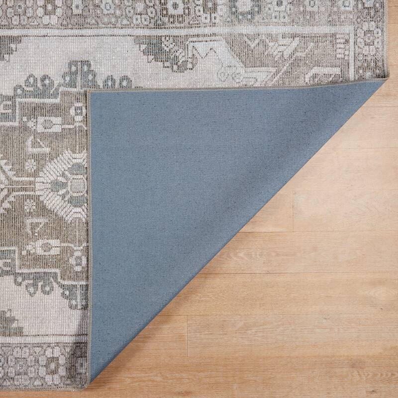 Terra by Obeetee Avalon Medallion Gray Rug