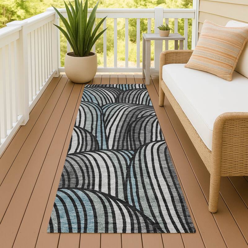 Machine Washable Indoor/ Outdoor Modern Parsons Chantille Rug - Black - 2'3" x 7'6"